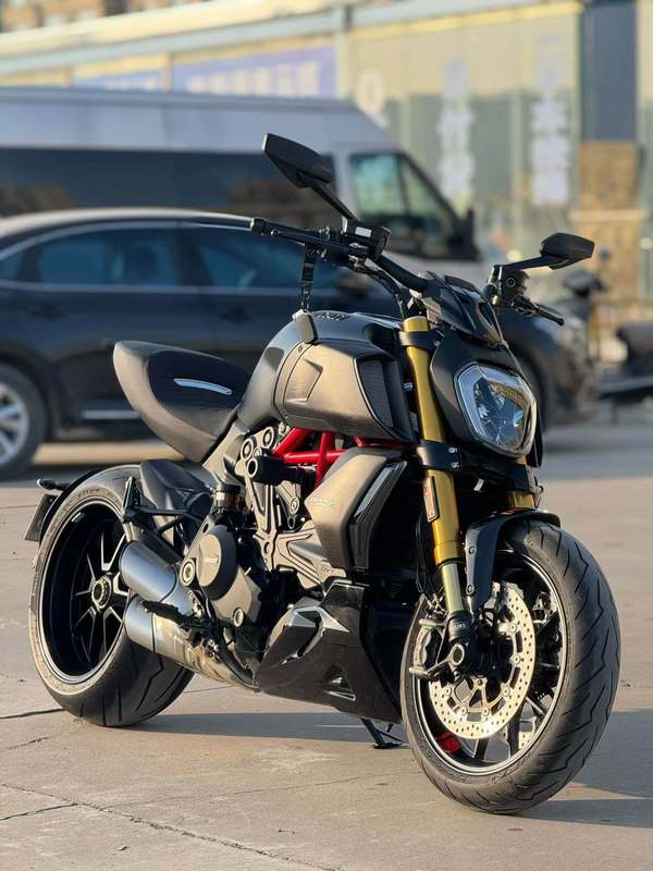二手杜卡迪Diavel 
