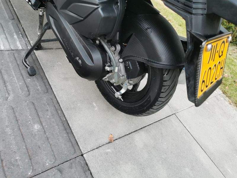 二手新大洲本田裂行 RX125Fi