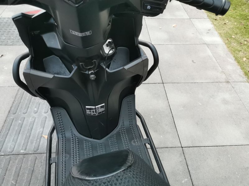 二手新大洲本田裂行 RX125Fi