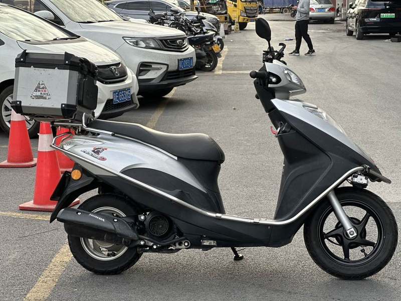 二手新大洲本田NS125D