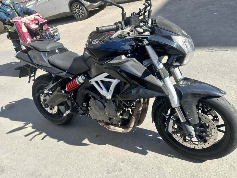 二手贝纳利TNT600i