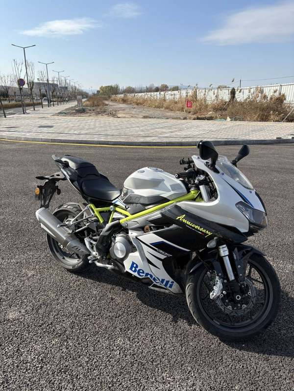 二手贝纳利龙卷风 Tornado 302R