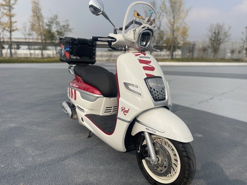 二手南方梦拉丽莎 飞戈