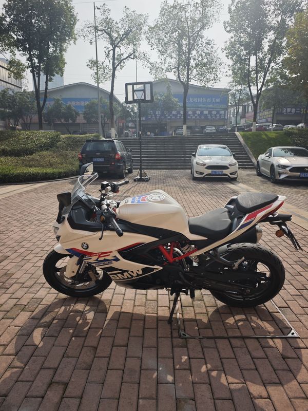 二手宝马G 310 RR