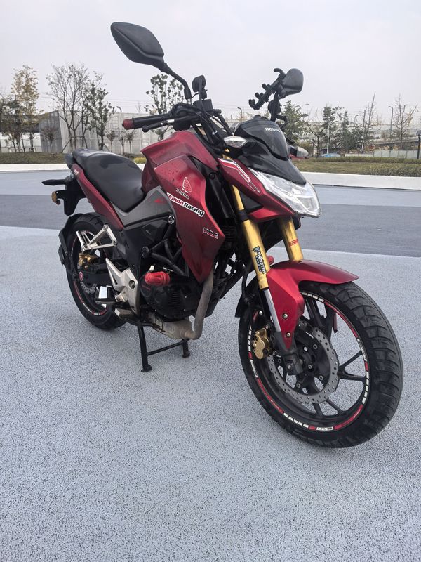 二手五羊本田CB190R 暴锋眼