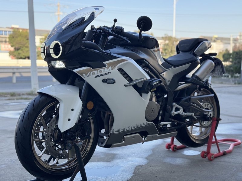 二手春风500SR VOOM