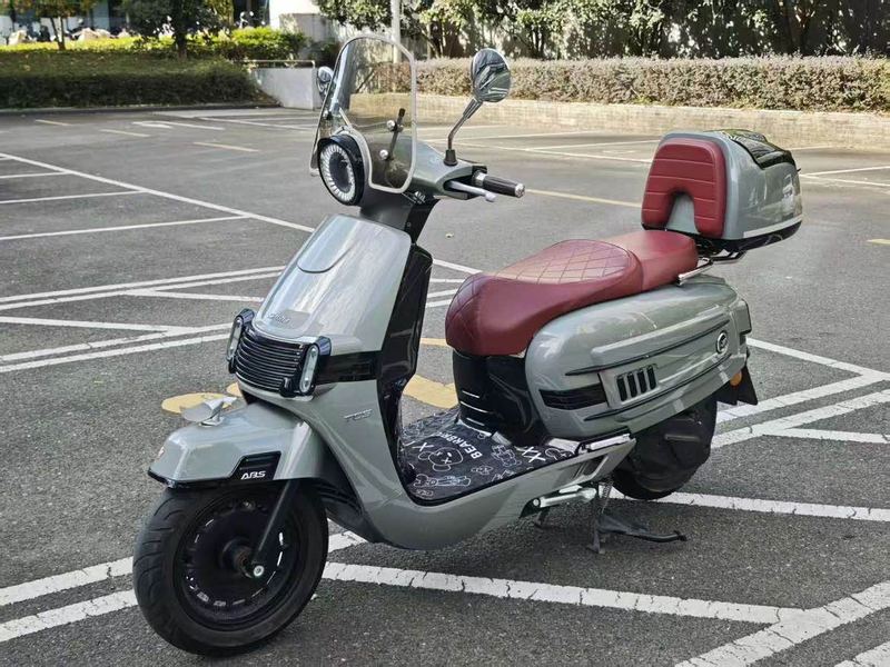 二手三業喀秋莎