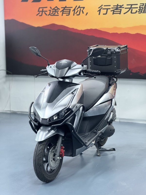 二手五羊本田NWX125