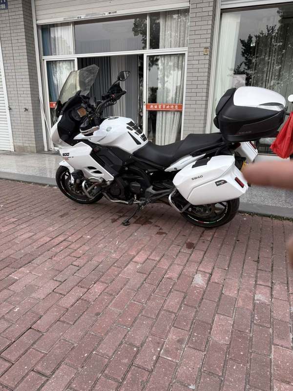 二手贝纳利600GC