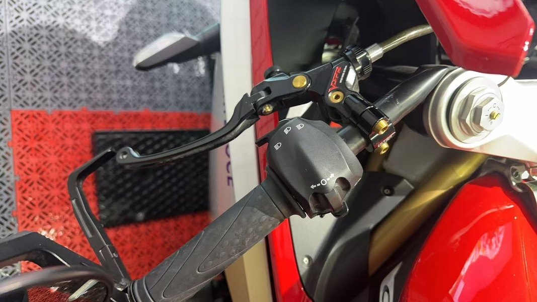 二手奥古斯塔Superveloce 800