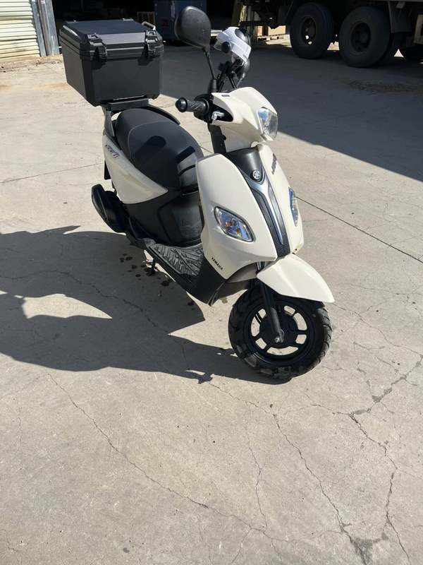 二手建设雅马哈巧格i