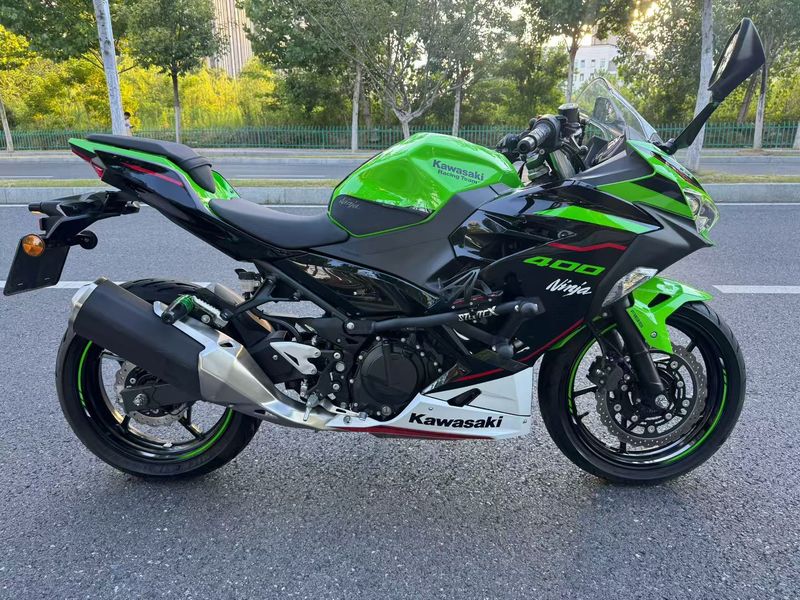 二手川崎Ninja 400