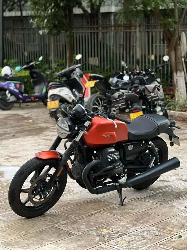 二手摩托古兹V7