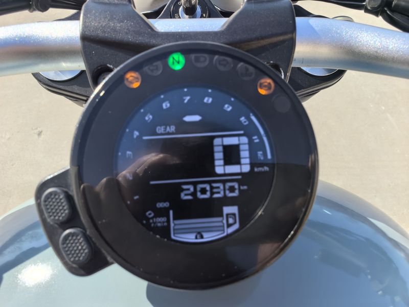 二手华鹰安吉拉