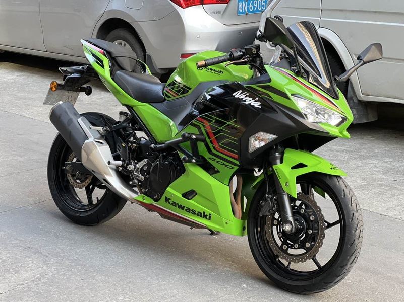 二手川崎Ninja 400