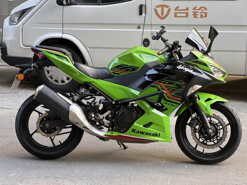二手川崎Ninja 400