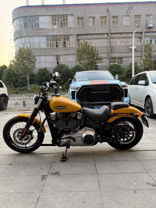 二手哈雷戴维森街霸 Street Bob