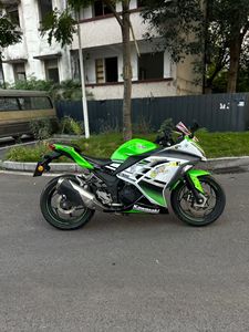 二手川崎Ninja 250