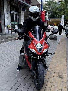 二手贝纳利龙卷风 Tornado 302R