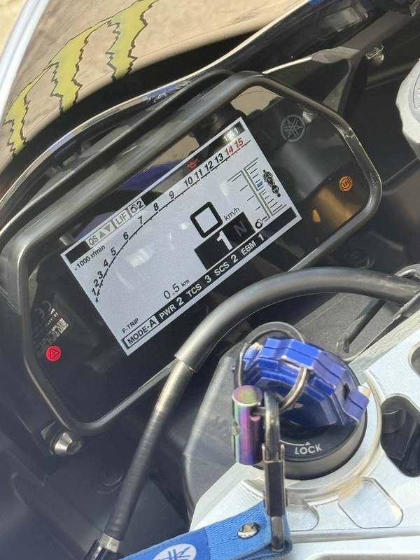 二手雅马哈YZF-R1