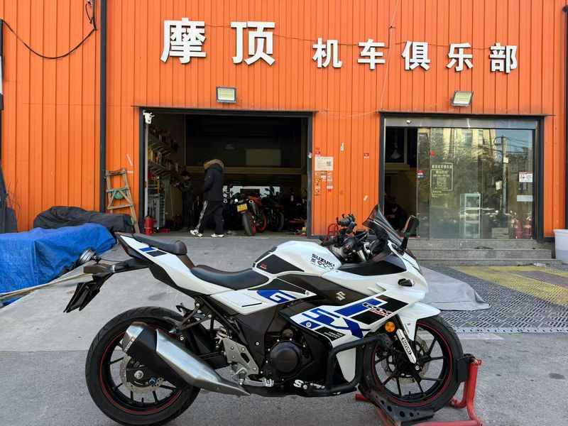 二手豪爵铃木GSX250R