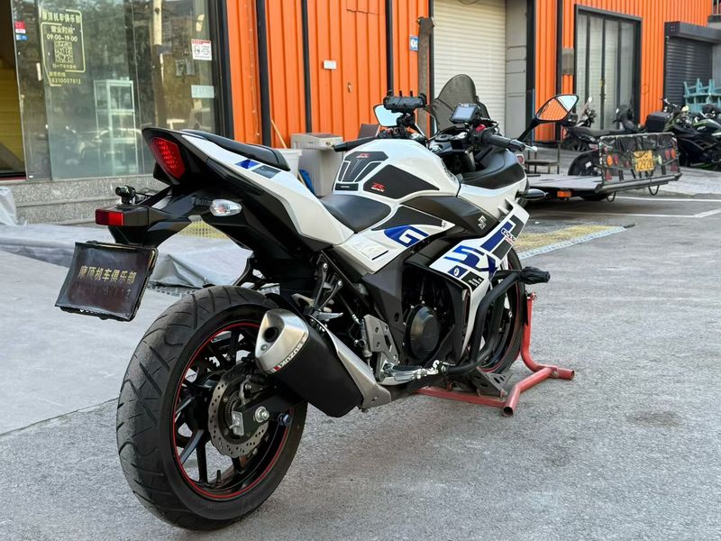 二手豪爵铃木GSX250R