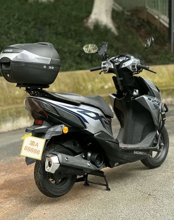 二手新大洲本田裂行 RX125Fi