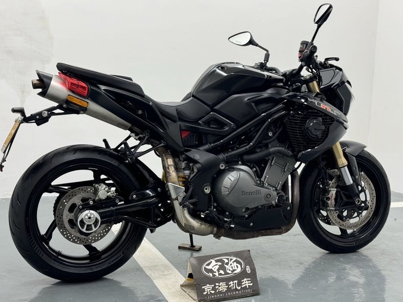 二手贝纳利TNT899