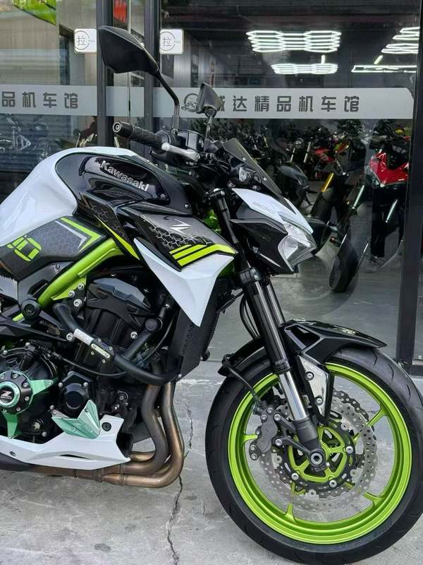 二手川崎Z900