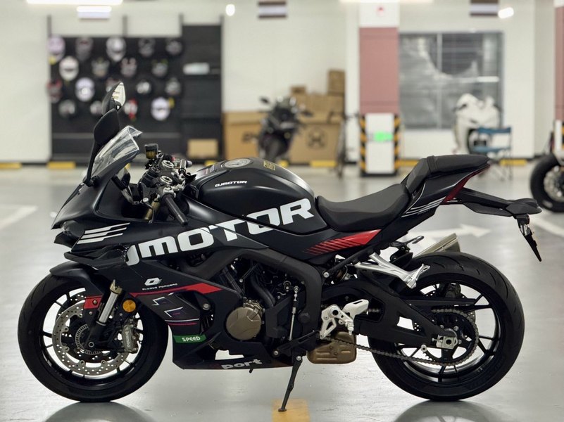 二手QJMOTOR赛800