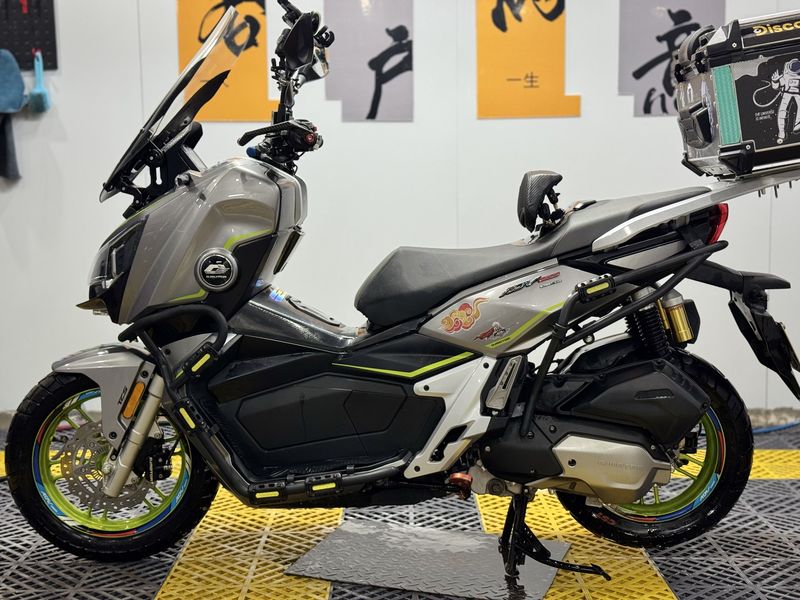 二手QJMOTOR鸿150ADV