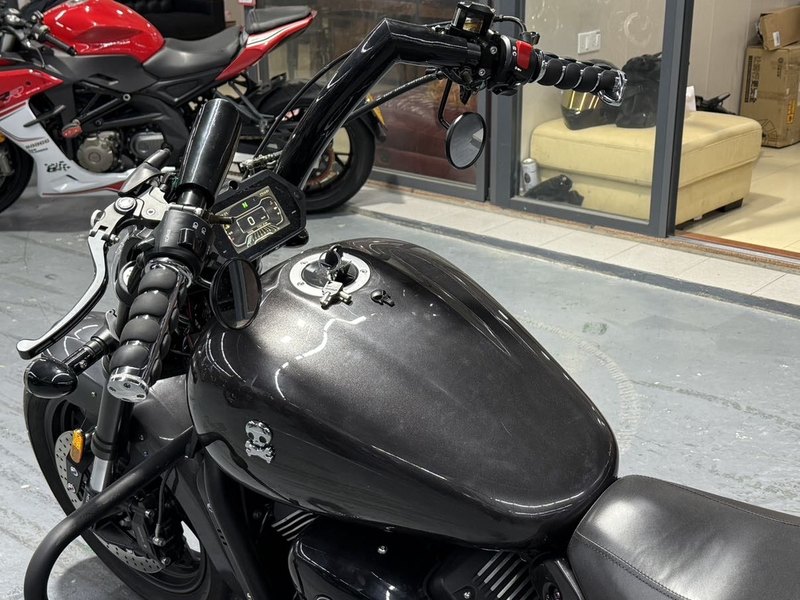 二手香帅金刚狼800S