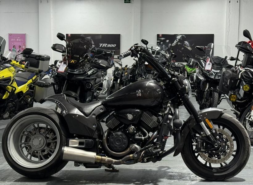 二手香帅金刚狼800S