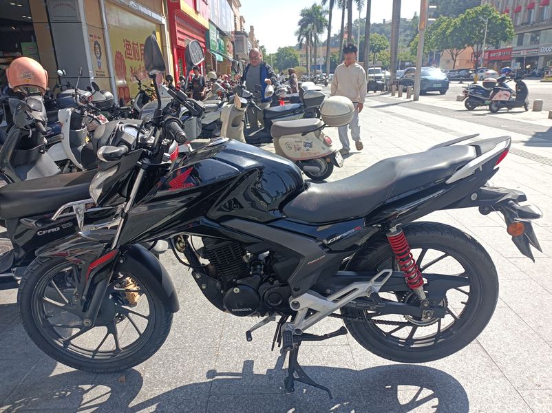 二手新大洲本田CBF125R