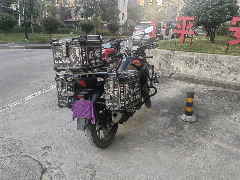 二手豪爵铃木DL250