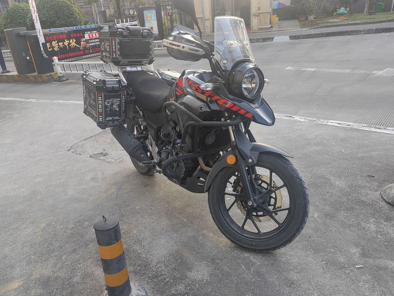 二手豪爵铃木DL250