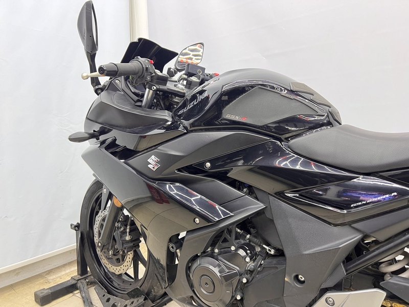 二手豪爵铃木GSX250R