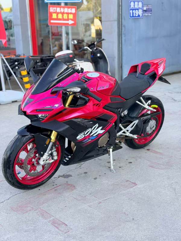 二手张雪机车500RR