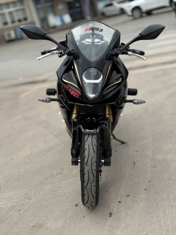 二手贝纳利龙卷风 Tornado 302R