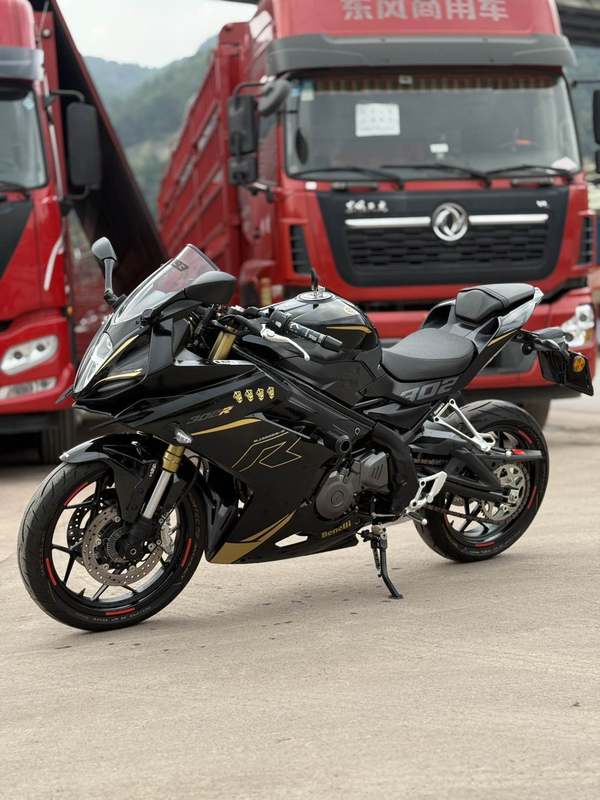 二手贝纳利龙卷风 Tornado 302R