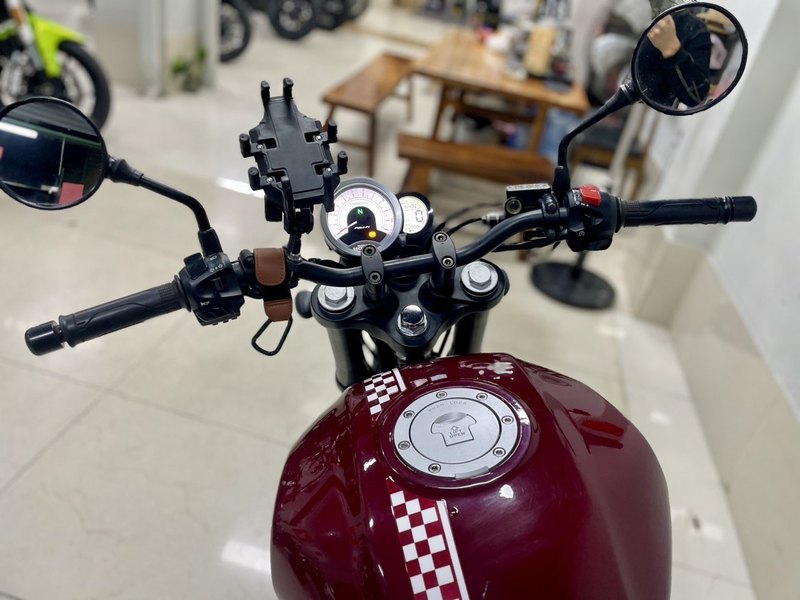 二手五羊本田鸷道 CB190SS