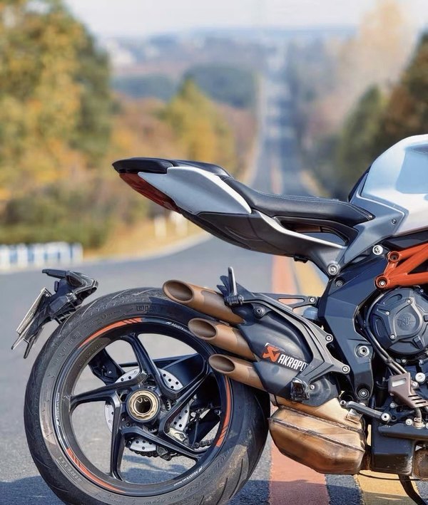 二手奥古斯塔Brutale 800