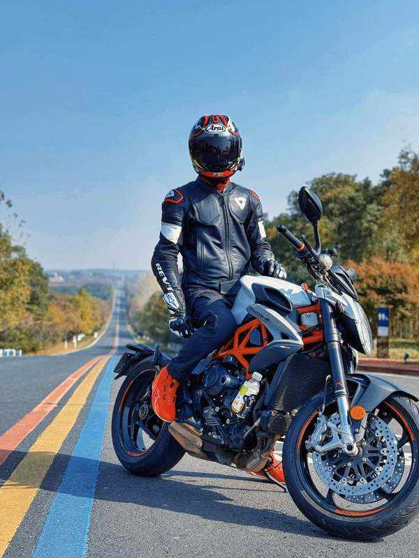 二手奥古斯塔Brutale 800