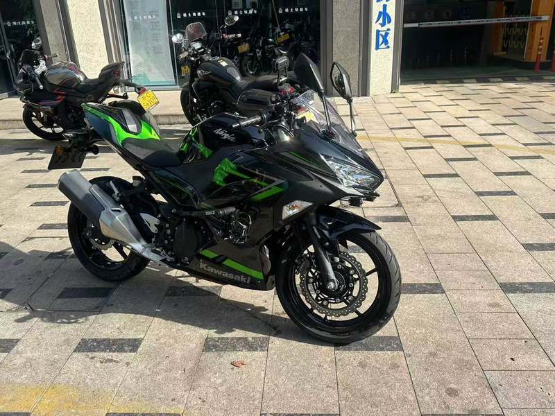 二手川崎Ninja 400