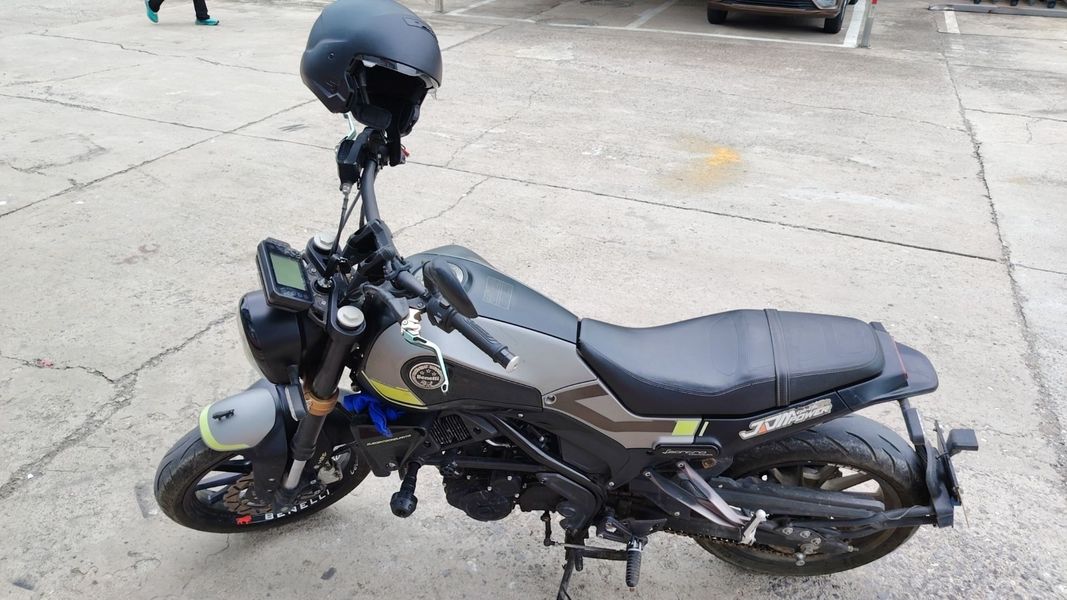 二手贝纳利幼狮 Leoncino 250