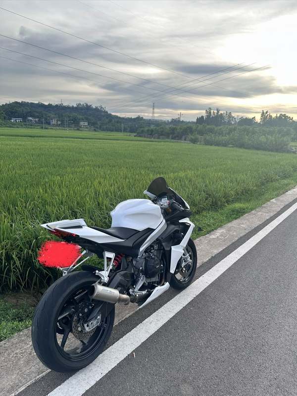 二手阿普利亚RS 660 