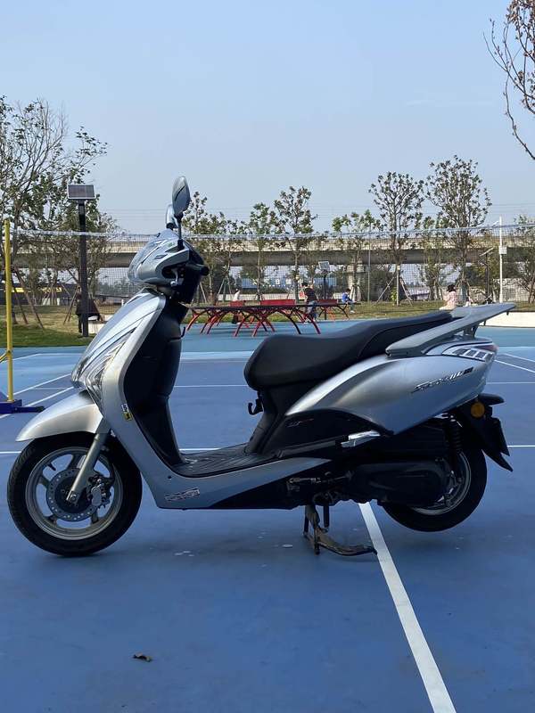 二手五羊本田SCR110 佳御