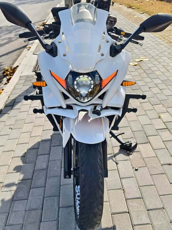 二手豪爵铃木GSX250R