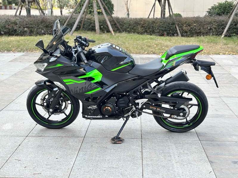 二手川崎Ninja 400