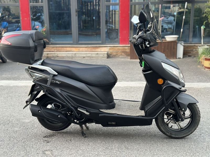 二手济南铃木优驿 UE125T